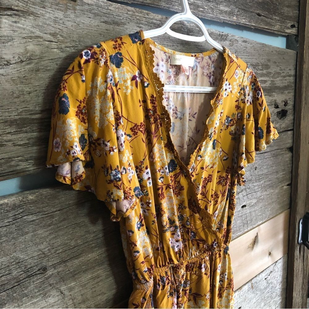 BAND of Gypsies Size Small V-Neck Summer Dress